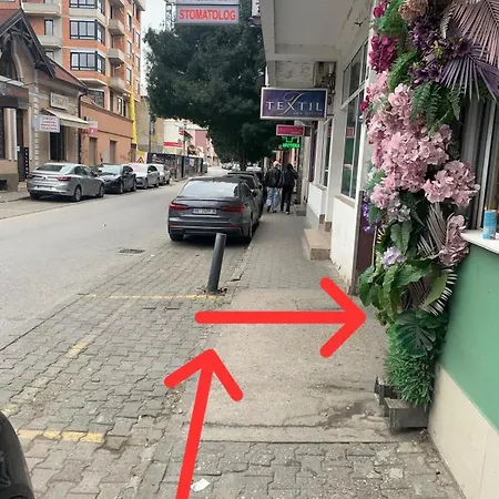 Aprilstar Нови-Сад