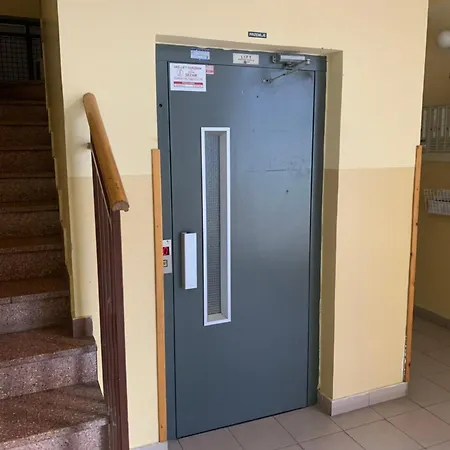 Aprilstar Апартаменты *